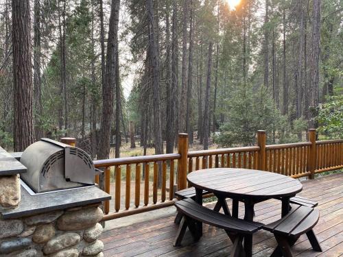 North Wawona Villa | Bear Foot Pines
