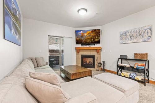 Bear Hollow Village Apartment | Bear Hollow Lodges 4203 by Moose Management