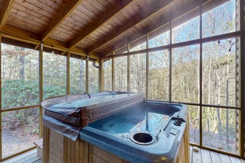 Sautee Nacoochee House | Bear’s Den