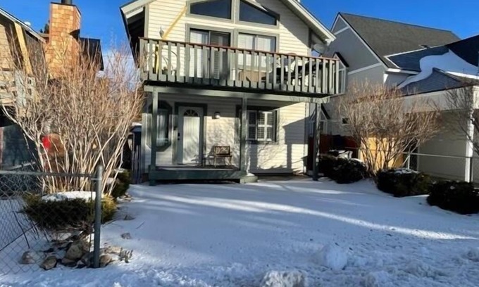 Woodlands Cabin | Bear's Lair - Witness Enchanting Sunset Mountain Views At This Property! New Hot Tub! 2 Bedroom Cabin