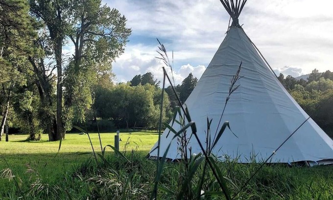 Saddlestring House | Bear Tipi, Rustic "Bear" Tipi by Bighorn Mountains