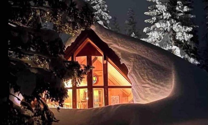 Bear Valley Ski Chalet | Bear Valley Alpine Cabin-3bdrm2bth