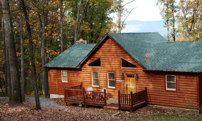 Shenandoah Cabin | Bears Den - A Taste of Heaven from a Bearly Rustic Point of View