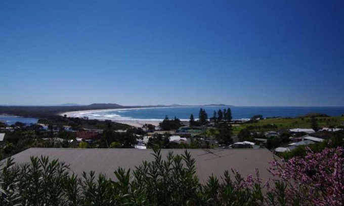 Crescent Head House | Beau Soleil, 28 East Street
