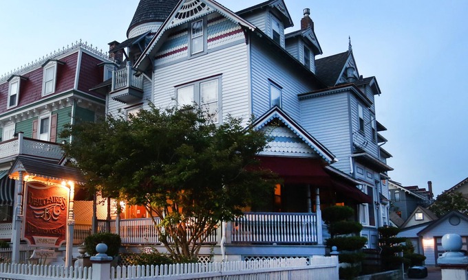 Cape May Bed & Breakfast | Beauclaires Bed & Breakfast Inn