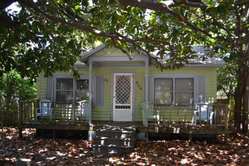 Morehead City House | Beaufort Harbour Suites East Lodge