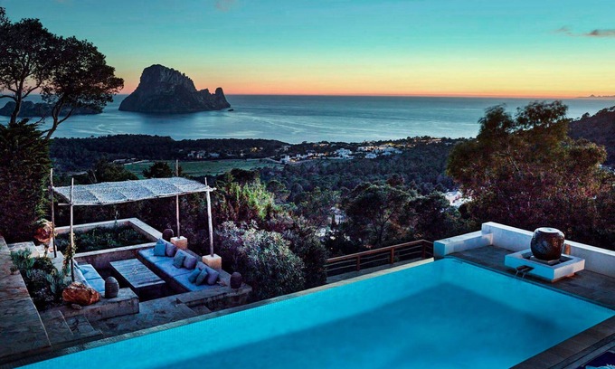 Cala Vadella House | Beautiful villa for 12 people