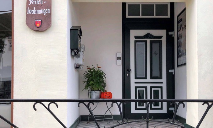 Schwalenberg Apartment | Beautiful apartment for 8 people with WIFI, TV, terrace and parking