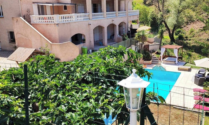 Saint-Raphael House | Beautiful villa spatieuse quiet residential area
