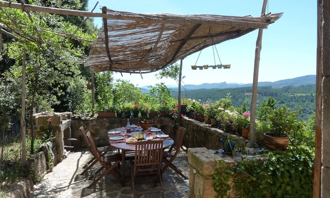 Saint-Pierre-Saint-Jean House | Beautiful old typical house, magnificent view, very quiet location