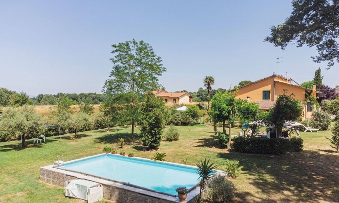 Castelfranco di Sotto House | Beautiful villa for 4 people with WIFI, pool, TV, patio and parking