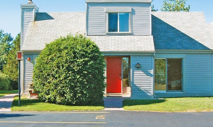 Collingwood Apartment | Beautiful 1 bedroom unit at resort, sleeps 4