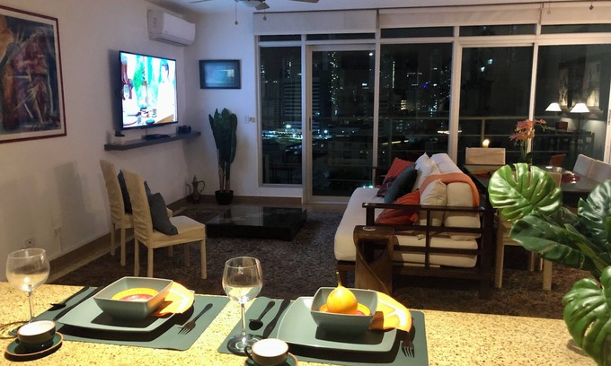 El Cangrejo Apartment | Beautiful 1B apt in Trendy Walkable City Neighborhood, Rooftop Pooln