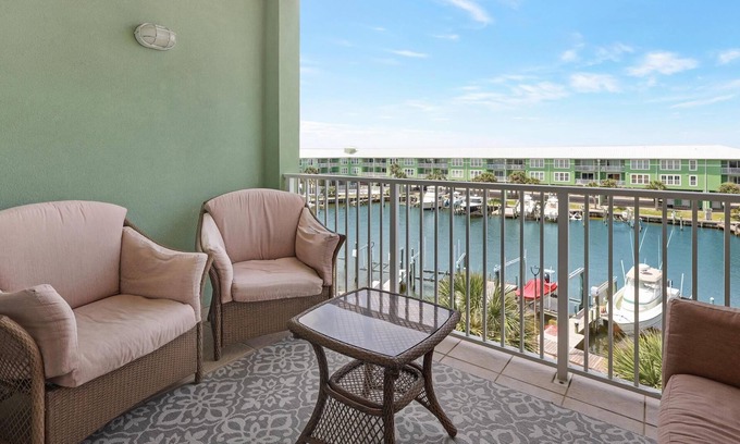 Fort Morgan Pines Condo | Beautiful 2 Bdrm, 2 Ba condo with 2 pools, easy beach access & amazing views