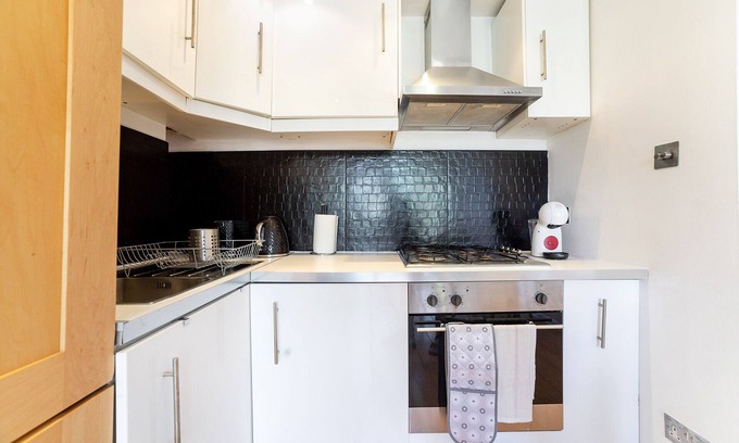 Golborne Apartment | Beautiful 2 Bed Apt - Notting Hill