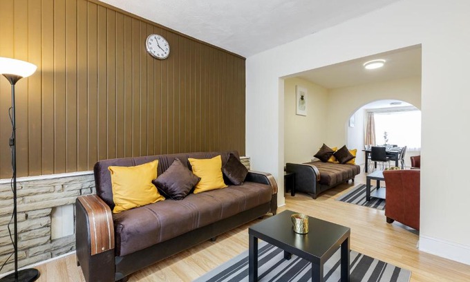 Barking House | Beautiful 2-Bed House in quiet cul-de-sac