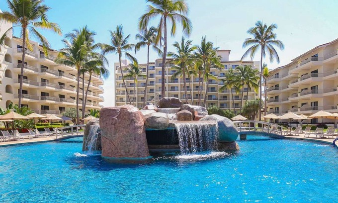 South Hotel Zone Resort | Beautiful 2 Bedroom Resort in Villa del Palmar, Puerto Vallarta