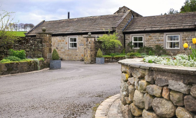 Ripley Cottage | Beautiful 2 bedroom Dales Cottage with stunning Nidderdale views