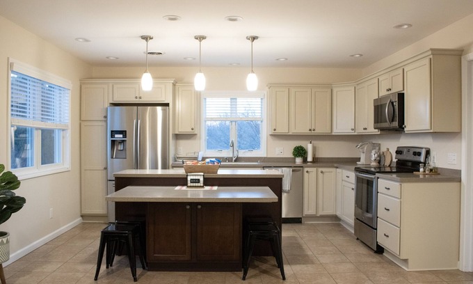 Hopewell Apartment | Beautiful 2 bedroom apartment, close to Canandaigua lake