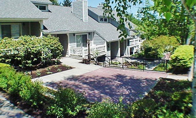 Chautauqua Apartment | Beautiful 2 bedroom unit at resort, sleeps 8