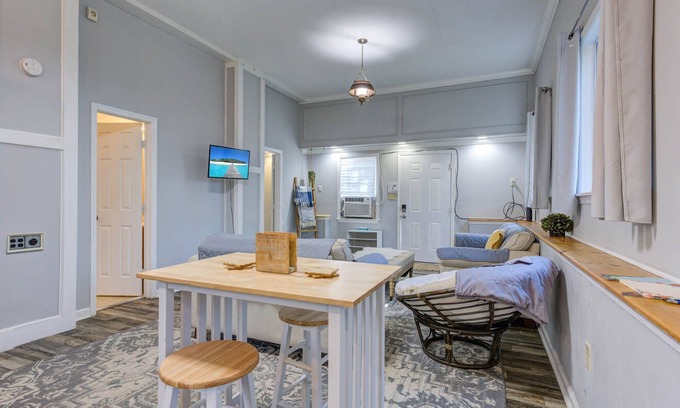 Lincolnville Cottage | Beautiful 2 Bedroom Cottage