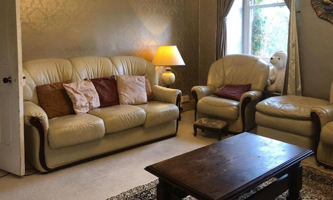 Bitton House | Beautiful 2BD Flat Outstanding Views Near Bath