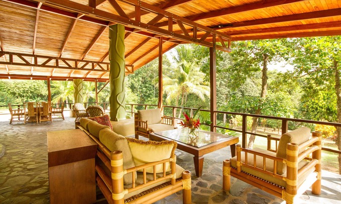 Cabo Matapalo House | Beautiful 2bdrm 2bath with pool on Backwash