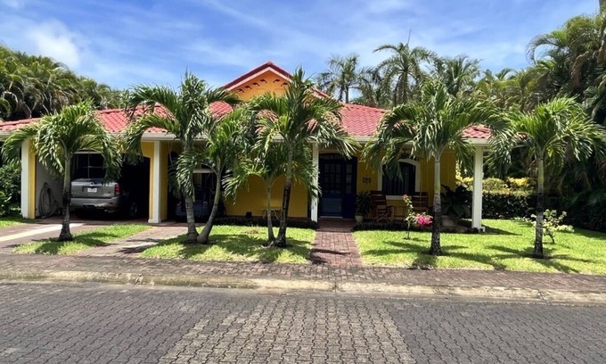 Tambor House | Beautiful 3 Bed/3Bath Home Steps from a Private Beach in Paradise!
