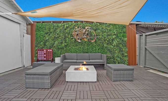 El Monte House | Beautiful 3 Bed Home Near LA & OC w/Big Backyardn