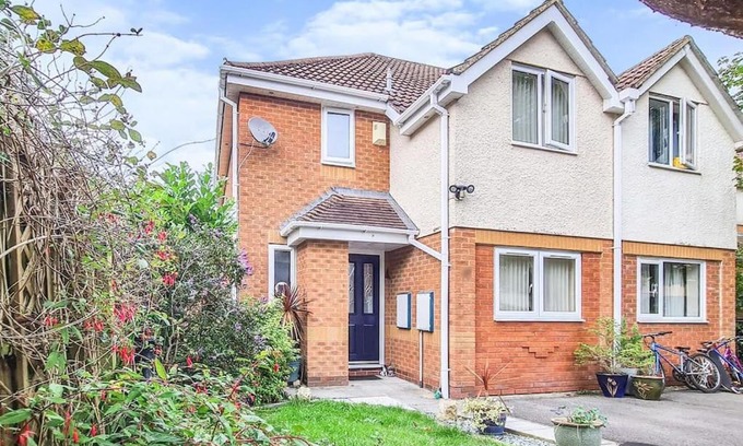 Warminster House | Beautiful 3 Bed Home nr Longleat, Frome & Bath