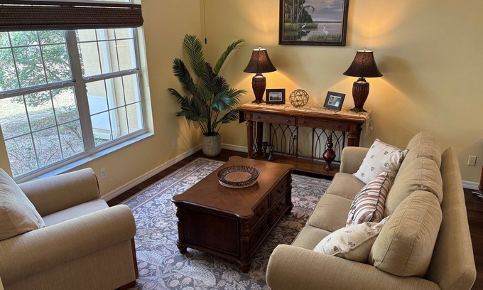 Dunnellon House | Beautiful 3-bed pool home located minutes from Rainbow River and WEC.