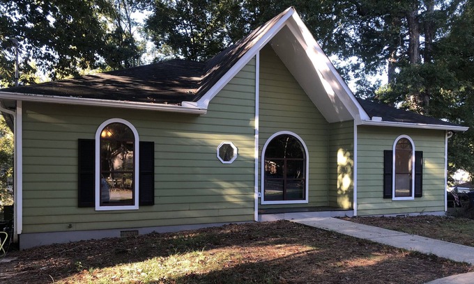 Macon Apartment | Beautiful 3 bedroom lake view home Macon GA