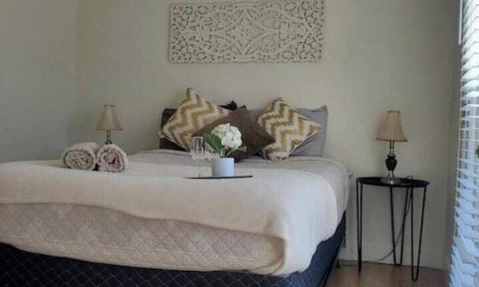 Riverside House | Beautiful 3 bedroom spacious home