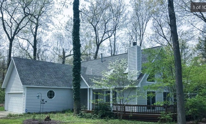 Grand Beach House | Beautiful 3 Bedroom Getaway in New Buffalo (Grand Beach)