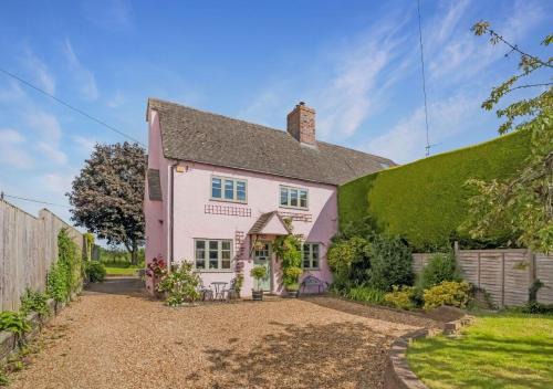 Bourton House | Beautiful 3BD Family Retreat in Oxfordshire!