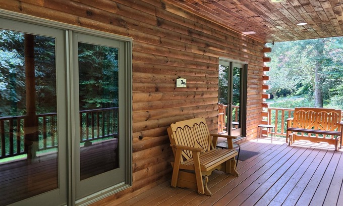 Fishs Eddy House | Beautiful 4-bedroom house with WiFi, AC in welcoming Fishs Eddy