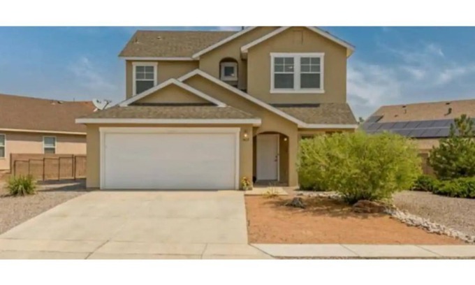 Rio Rancho House | Beautiful. 4 Bedroom, 2.5 bathroom Home