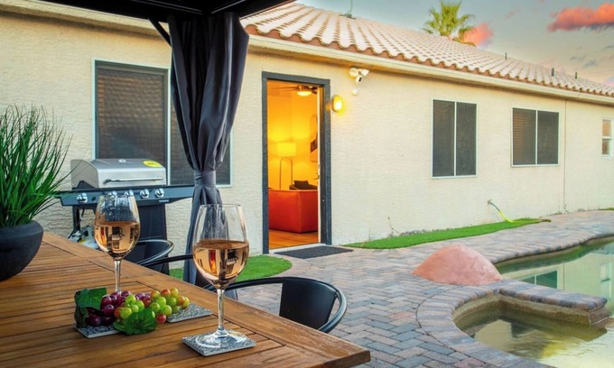 North Las Vegas House | Beautiful 5 BD Home with pool