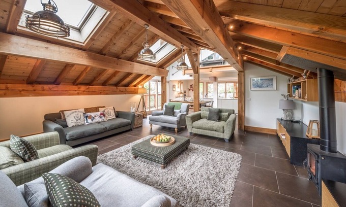 Les Allues Ski Chalet | Beautiful 5 bedroom chalet with amazing views. Walk to restaurant and shops