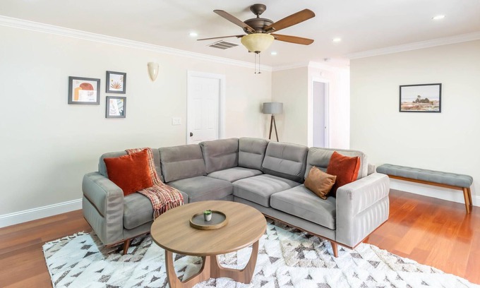 Cambrian House | Beautiful 5 BR home in Los Gatos