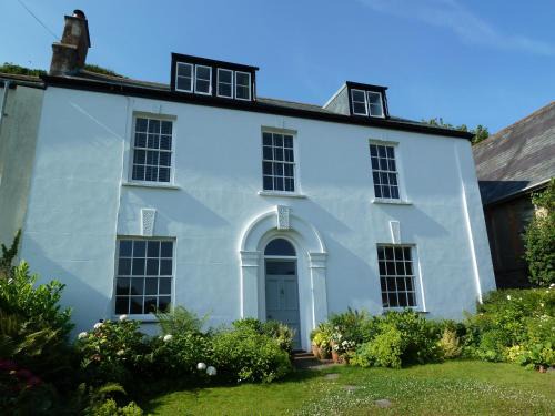 Lynton House | Beautiful 6-Bed House in Lynton North Devon