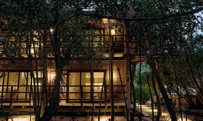Playa Paraiso Villa | Beautiful 8BR Just 20 Meters from the Sea Tulum ZH