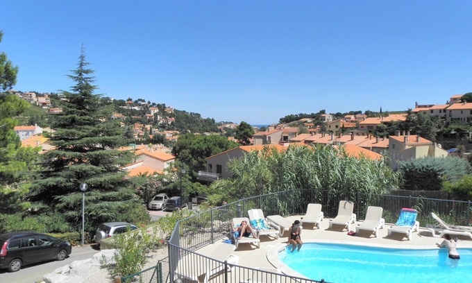Collioure Villa | Beautiful air-conditioned villa with pool & WIFI, easy walk to beach and town.