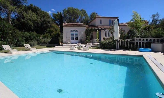 Poulx House | Beautiful air-conditioned villa in Poulx near Nîmes Gard, private pool, pets admitted (1).
