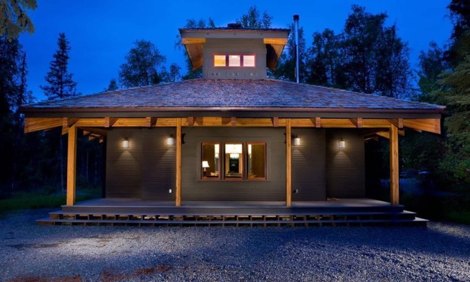Cooper Landing House | Beautiful Alaska Vacation Home Steps from Kenai River (Lynx Cottage)