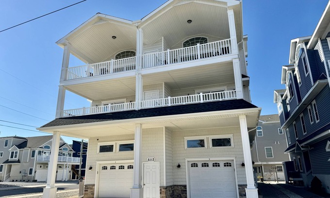 Sea Isle City House | Beautiful and centrally located to promenade and shopping and dining. Book this townhome today!