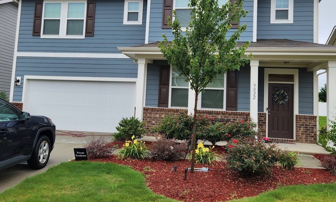 Monroe House | Beautiful and cozy 4 bedroom home, family friendly neighbors, a must see!