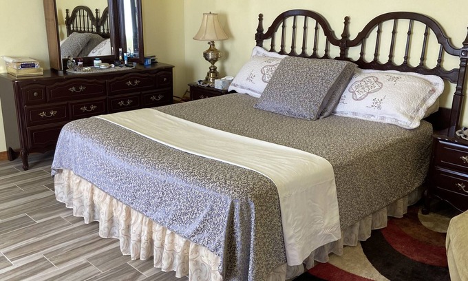 Mesilla Park Apartment | Beautiful and relaxing in extremely quiet neighborhood