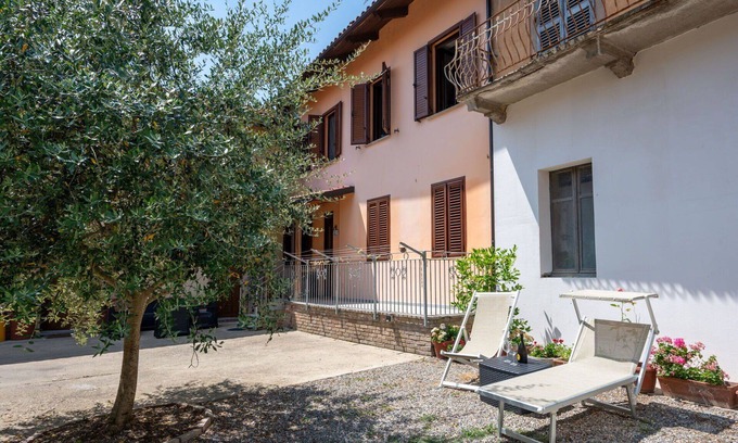 Grazzano Badoglio Apartment | Beautiful apartment for 6 guests with A/C, WIFI, terrace and parking