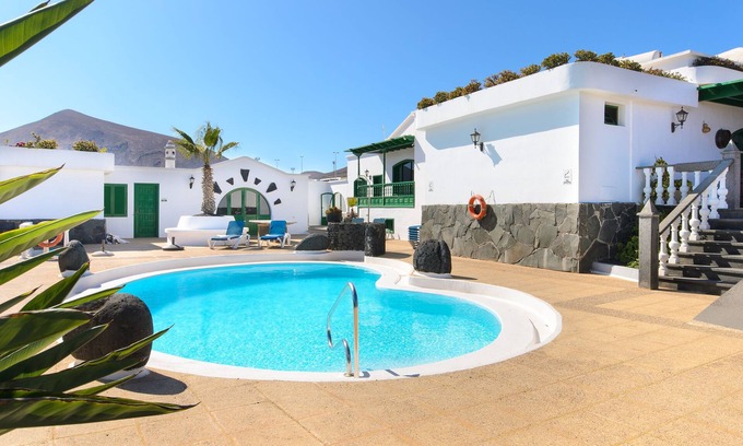 San Bartolome Apartment | Beautiful Apartment Lanzarote with Heated Pool, Terrace, Mountain/Ocean Views & Wi-Fi; Parking Available